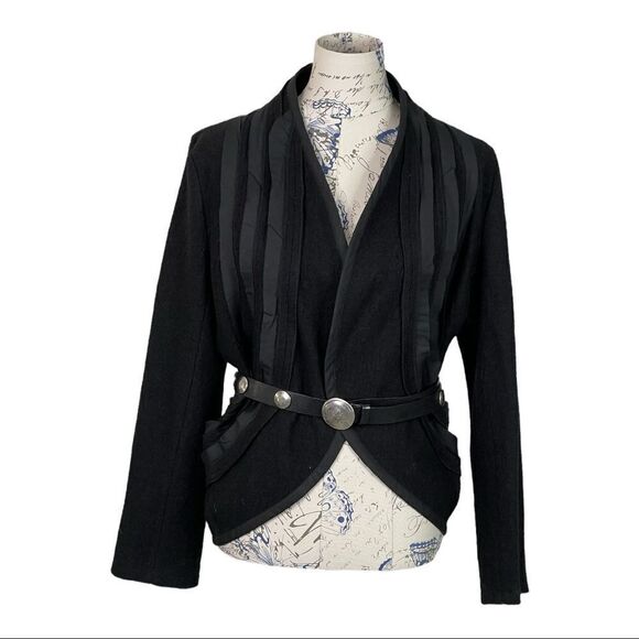 WOOL Open front Black Jacket with Ribbon Detail - Picture 3 of 12